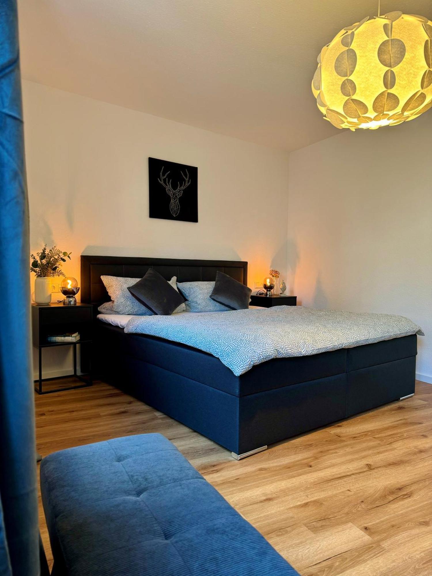 Traumhafte Wohnung Am Stadtbrunnen Der Altstadt フレンドルフ エクステリア 写真